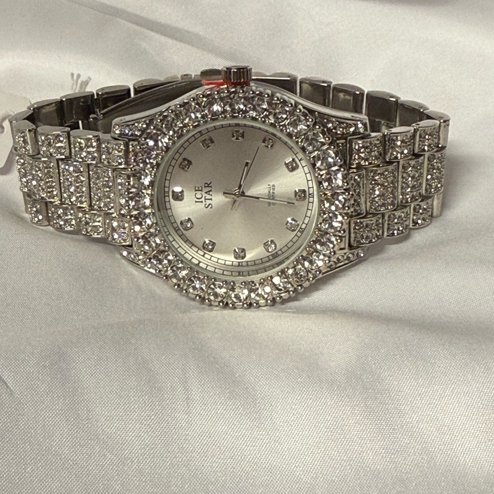 Silver men’s  Watch ice out bling ice star watch my nova men.